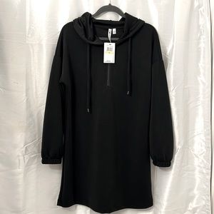 Cable and Gauge Black Sweatshirt Dress